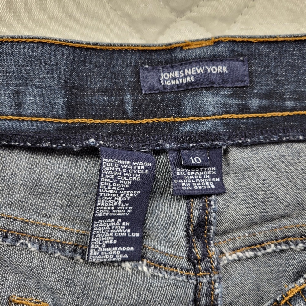 Jones New York Signature dark blue jeans size 10 - Picture 4 of 5